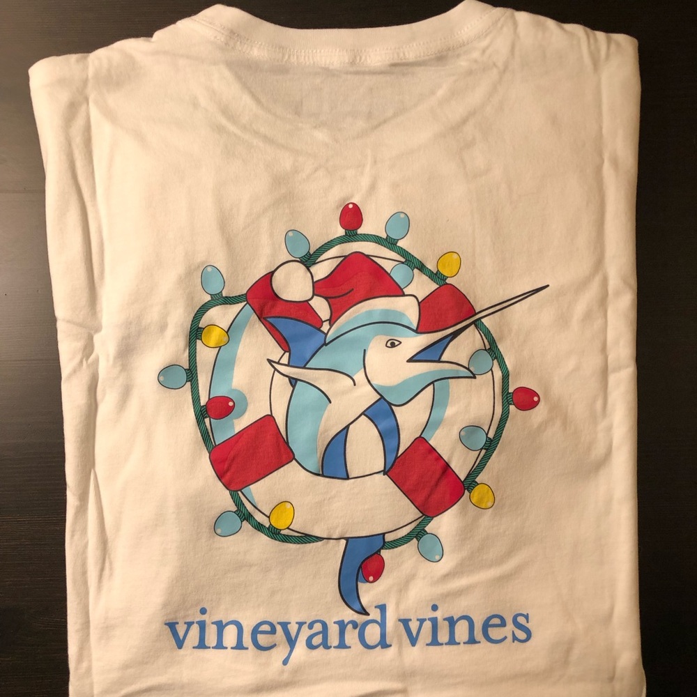 NWT Vineyard Vines Christmas SS Tee- Multiple Sizes